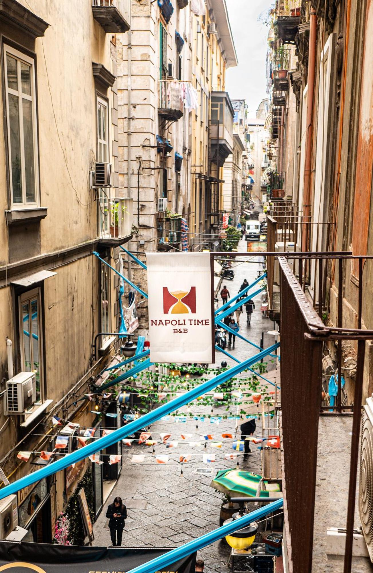 B&B Napoli Time Exteriör bild